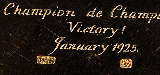 A George III silver gilt snuff box, Length 80mm. Weight: 2.5oz/80grms.